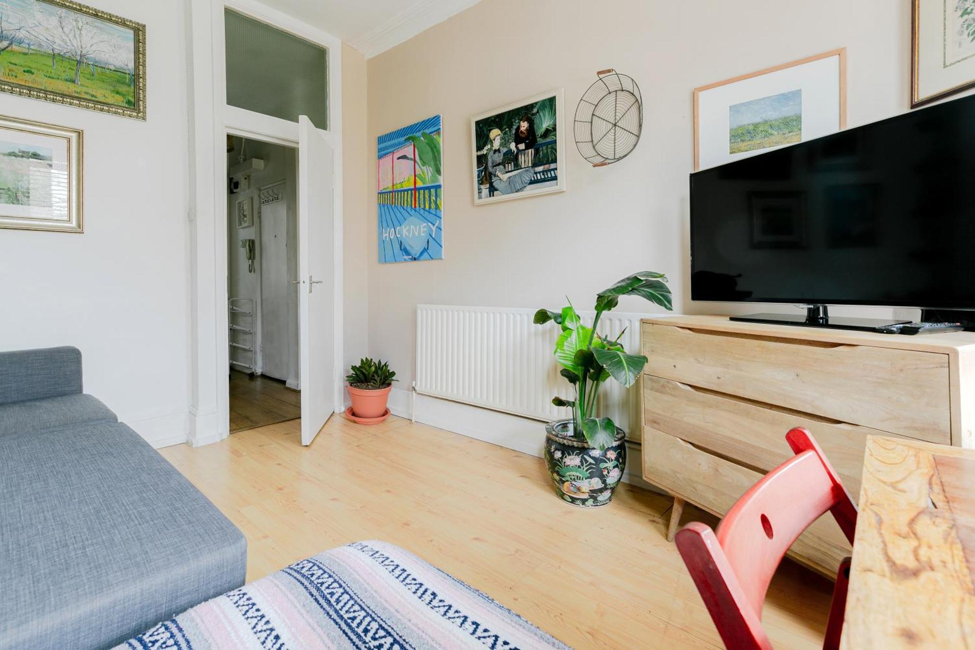 Ferienwohnung Artistic Pied-A-Terre, Steps From The Tube, Moments From London'S Heart Exterior foto