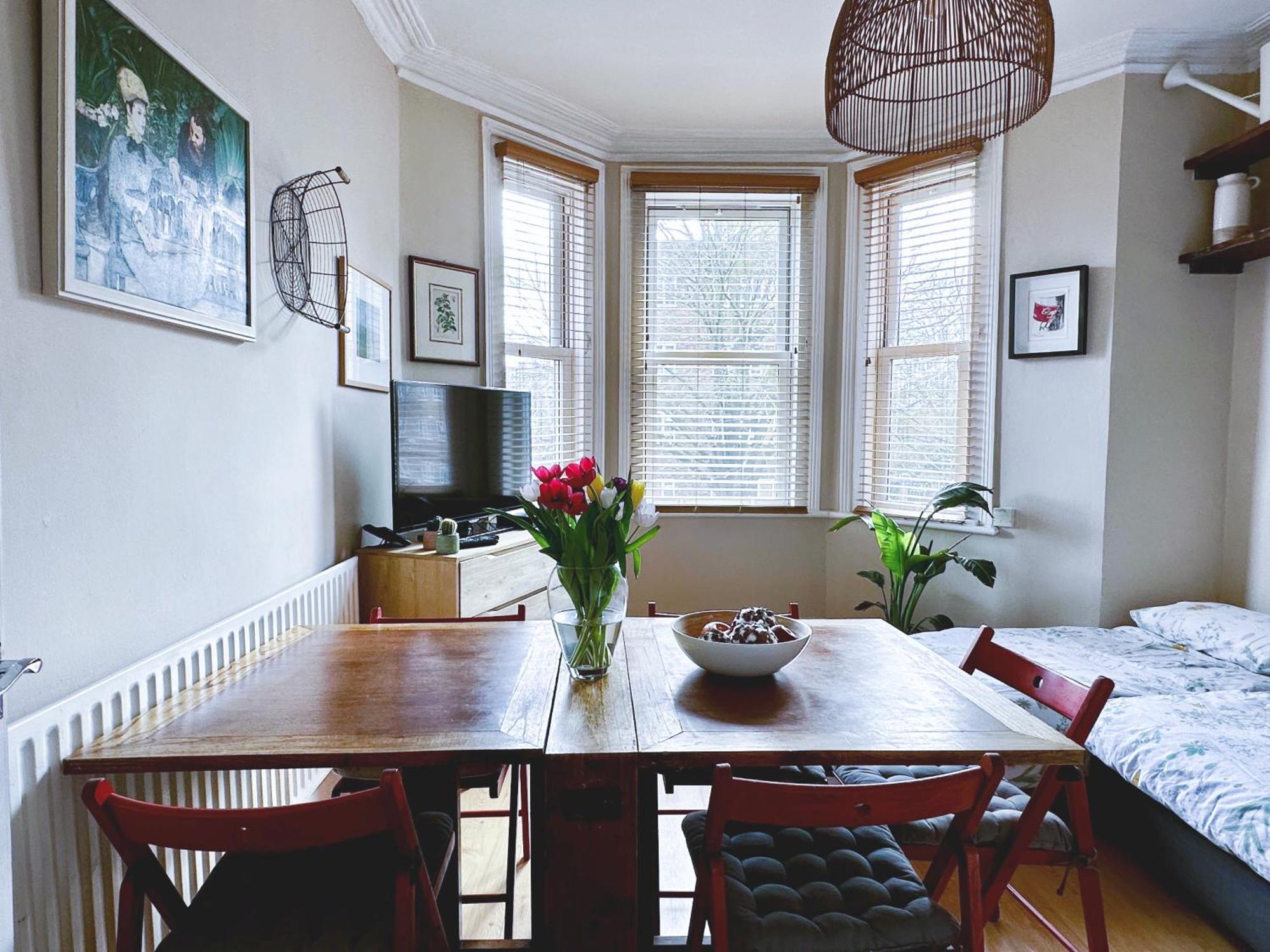 Ferienwohnung Artistic Pied-A-Terre, Steps From The Tube, Moments From London'S Heart Exterior foto